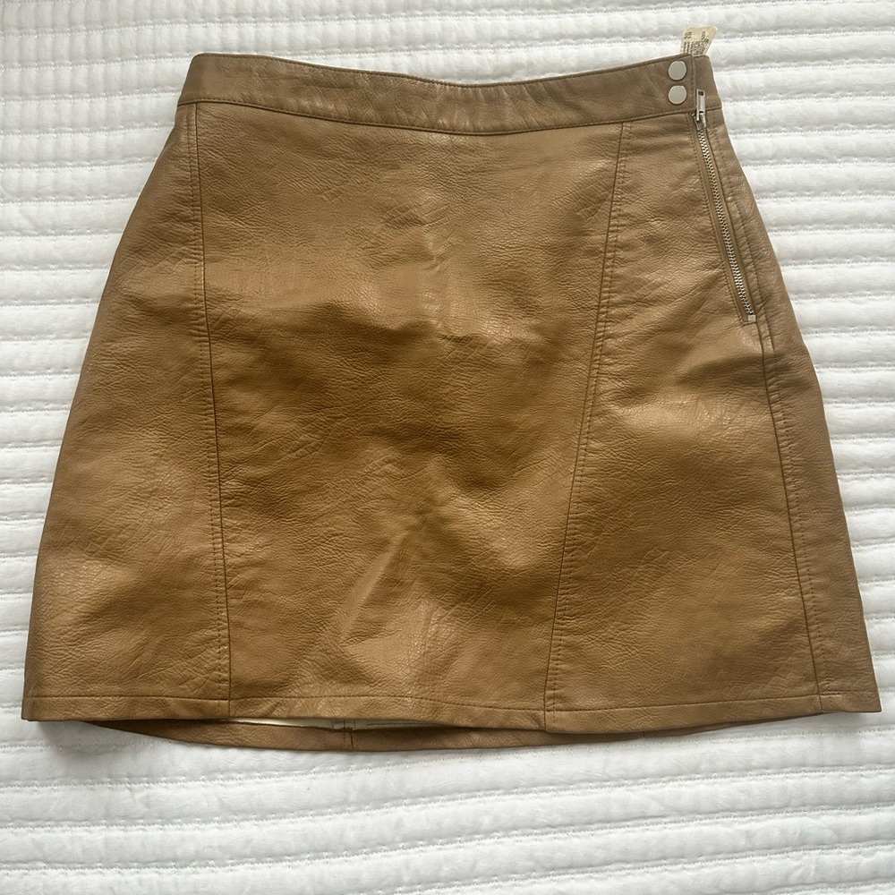 Zara leather tan skirt size M